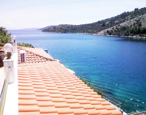 Private accommodation near Trogir Dalmatia Croatia - Villa Carmen holiday house